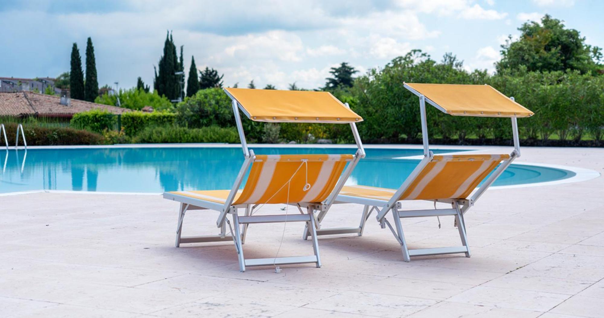 Oleandro Apartment - Featuring A Private Garden And Access To 5 Pools Дезенцано-дель-Гарда Экстерьер фото